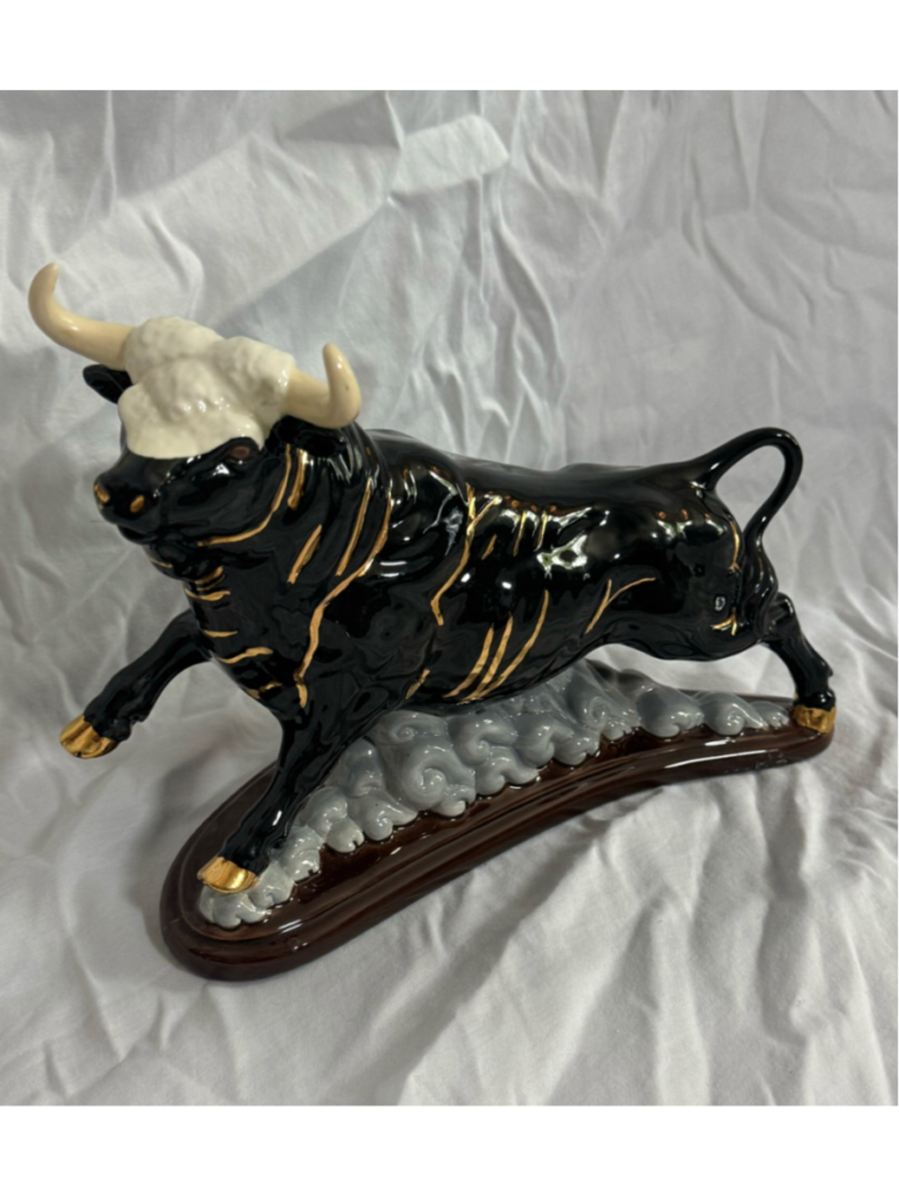 Vintage Atlantic Mold Black Fighting Bull Ceramic Figurine 1979 12”